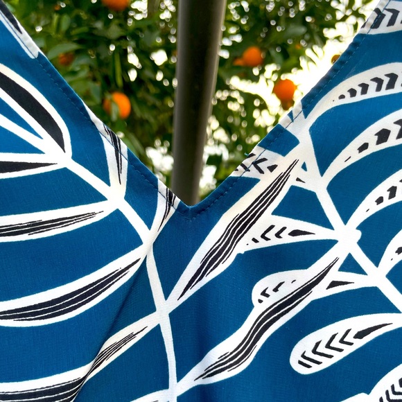 Cute Easy Dress, Great for Any Occasion! - Picture 4 of 4